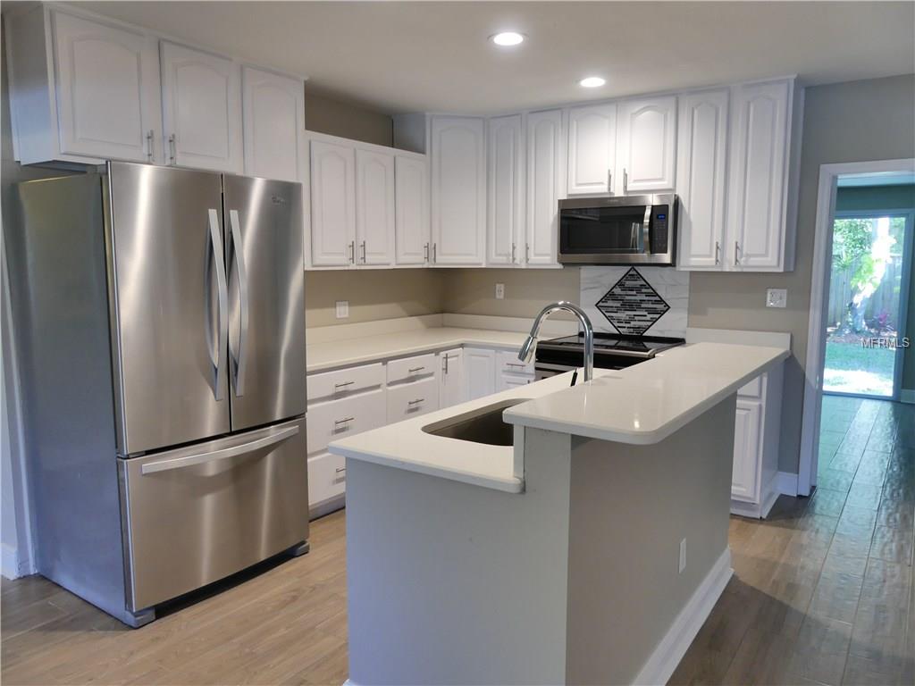 Modern Kitchen Remodel Tampa Bay - Reliable Contractors