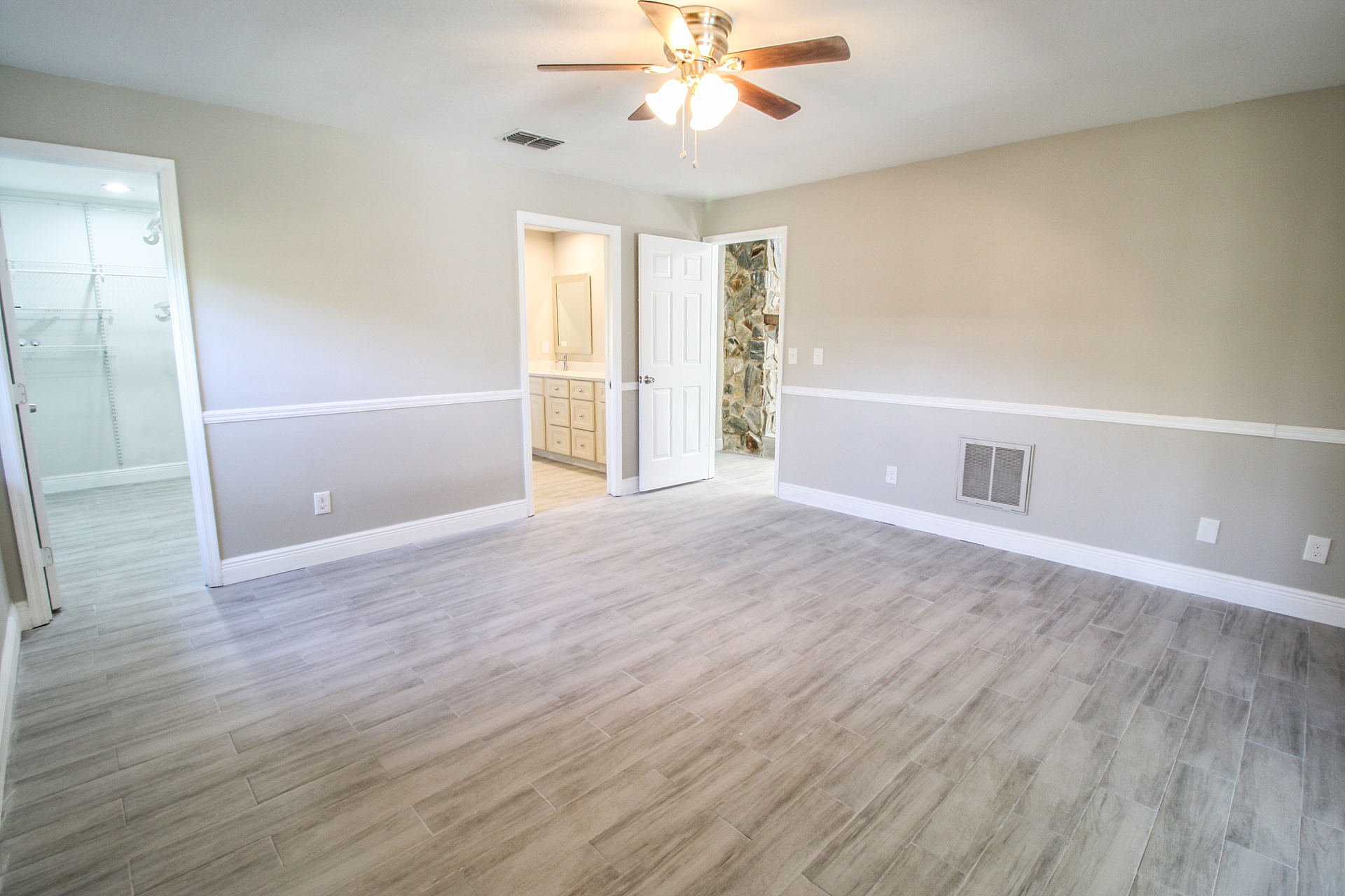 Professional Flooring Services in Largo - Cayman Construction Group